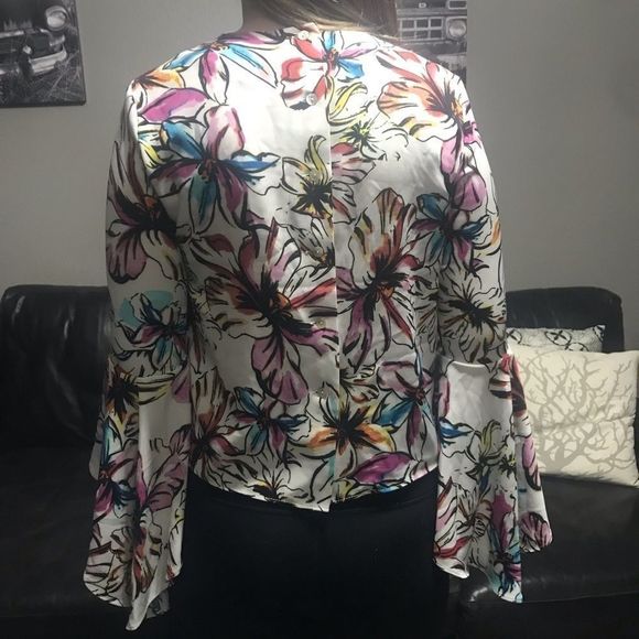 Catherine Malandrino Floral Bell Sleeve Blouse - Picture 6 of 8